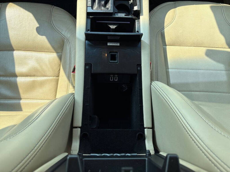 2018 Ford Taurus Limited