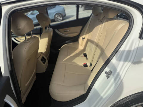 2018 BMW 3 Series 320i xDrive