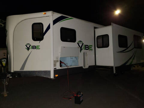 2013 Forest River Vibe 829vbh