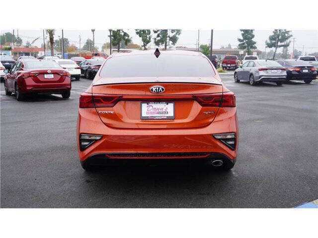 2021 Kia Forte GT Line