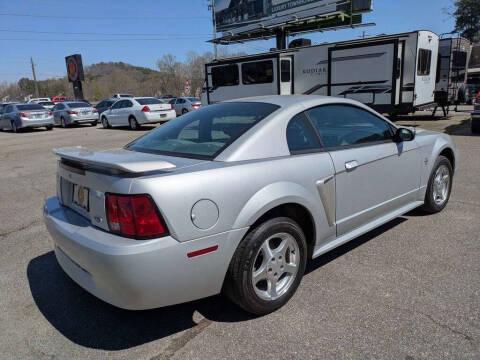 2003 Ford Mustang