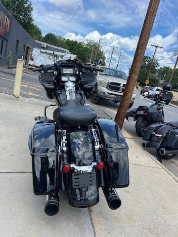 2017 Harley-Davidson Road Glide Special FLTRXS