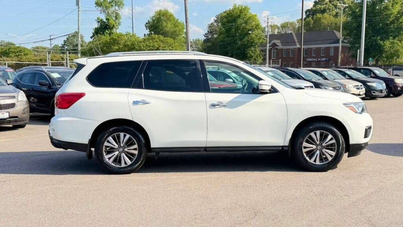 2017 Nissan Pathfinder S