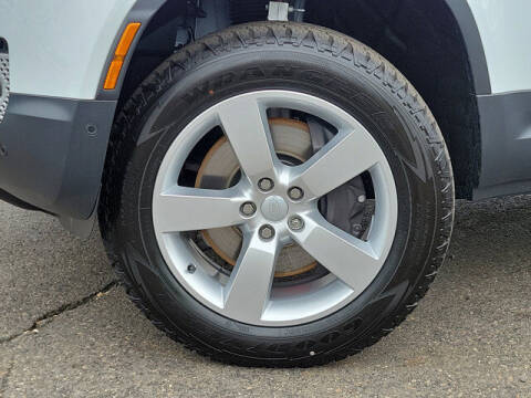 2024 Land Rover Defender 110 V8 P500 SE