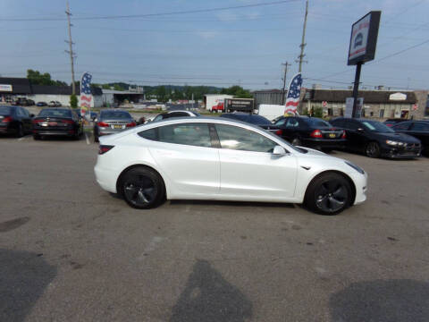 2020 Tesla Model 3 Standard Range Plus