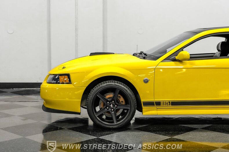 2003 Ford Mustang Mach 1 Premium