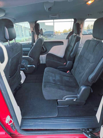 2014 Dodge Grand Caravan SE