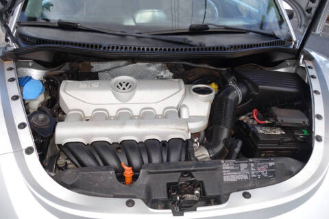 2006 Volkswagen New Beetle 2.5