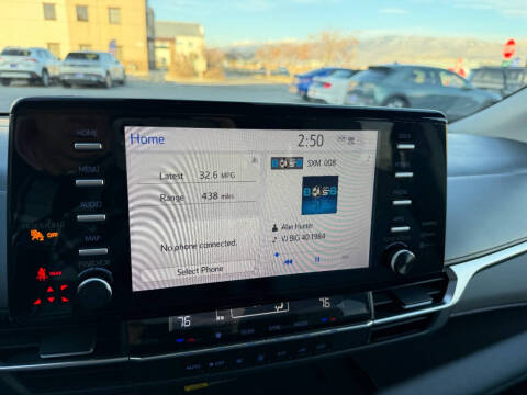 2024 Toyota Sienna LE 8-Passenger