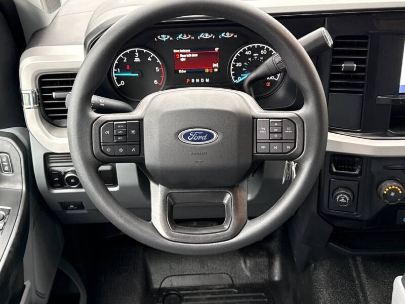 2025 Ford F-350 Super Duty XL