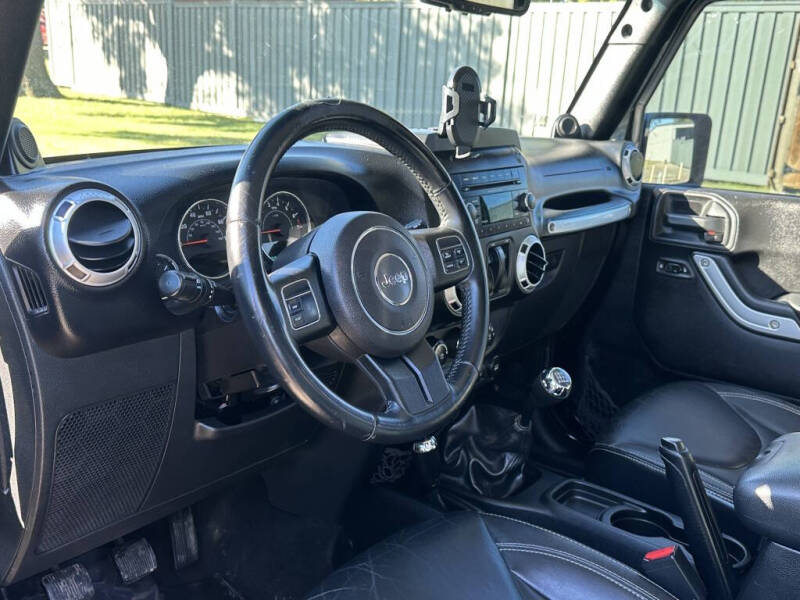 2013 Jeep Wrangler Sahara