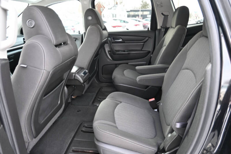 2017 Chevrolet Traverse LT