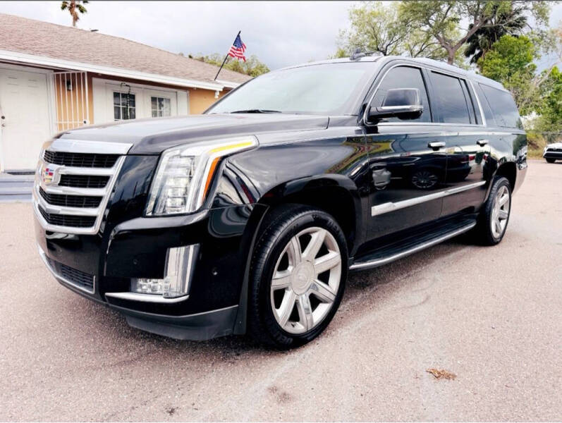 2018 Cadillac Escalade ESV Luxury