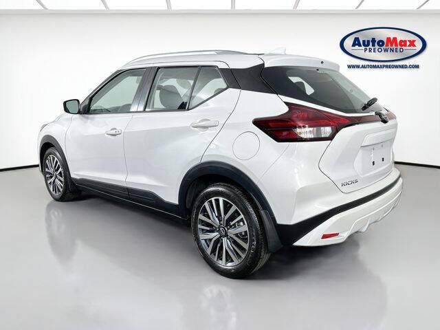 2024 Nissan Kicks SV