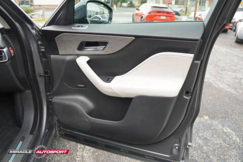 2018 Jaguar F-PACE S