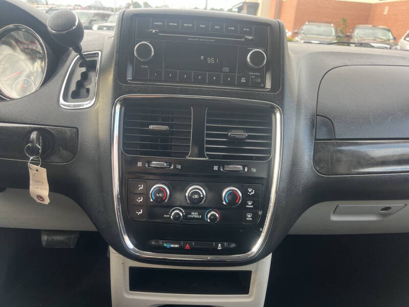 2015 Dodge Grand Caravan SE