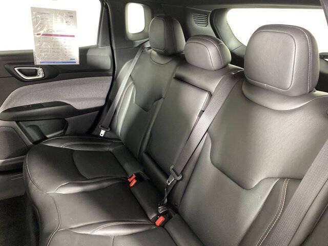 2023 Jeep Compass Latitude Lux