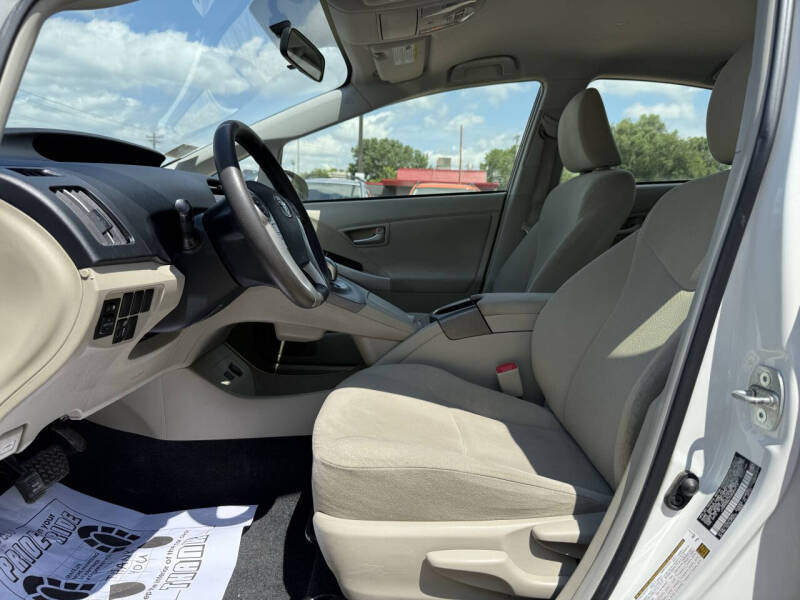 2013 Toyota Prius Two