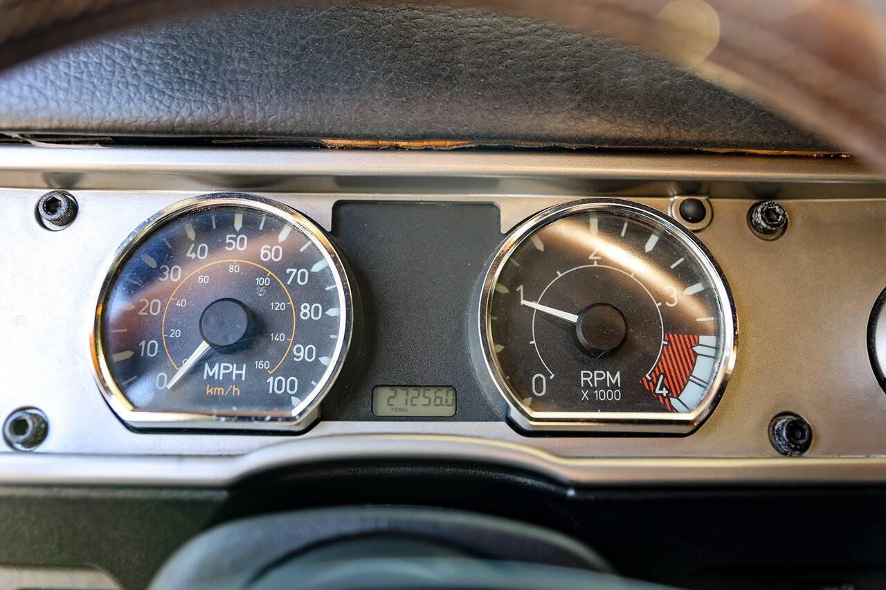 2004 HUMMER H1 84