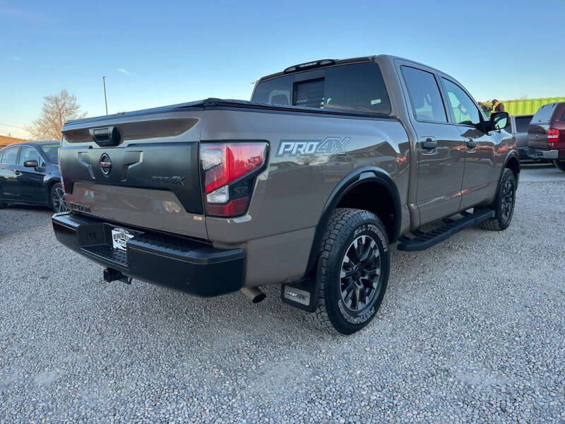 2021 Nissan Titan