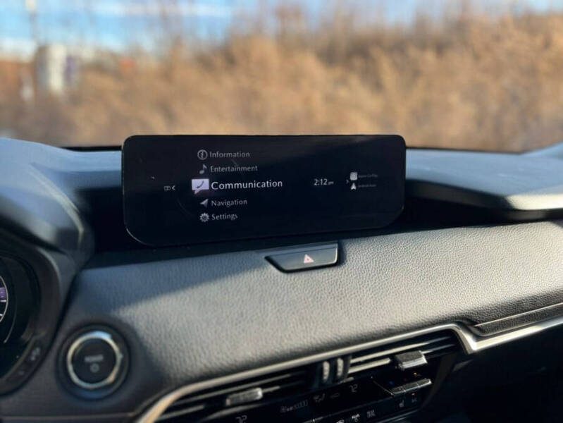 2024 Mazda CX-90 Plug-in Hybrid Premium