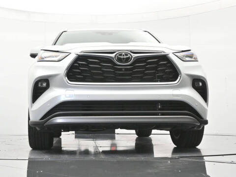 2022 Toyota Highlander Platinum