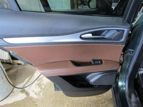 2019 Alfa Romeo Stelvio Sport