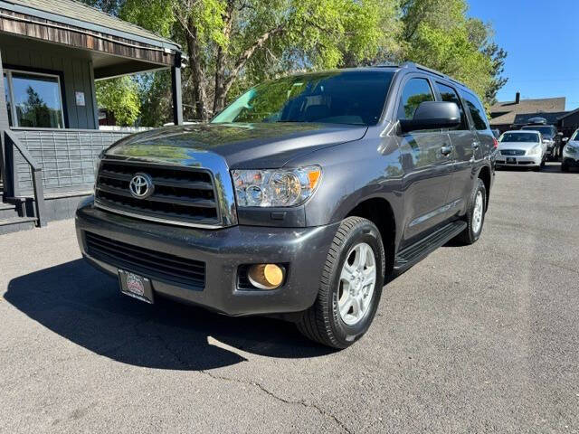 2012 Toyota Sequoia 5.7 Auto 4WD SR5's photo