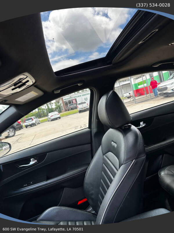 2022 Kia Forte GT Line