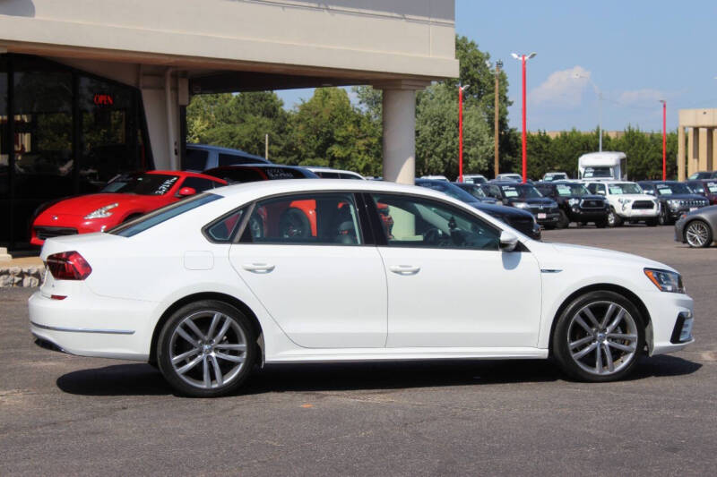 2018 Volkswagen Passat 2.0T R-Line