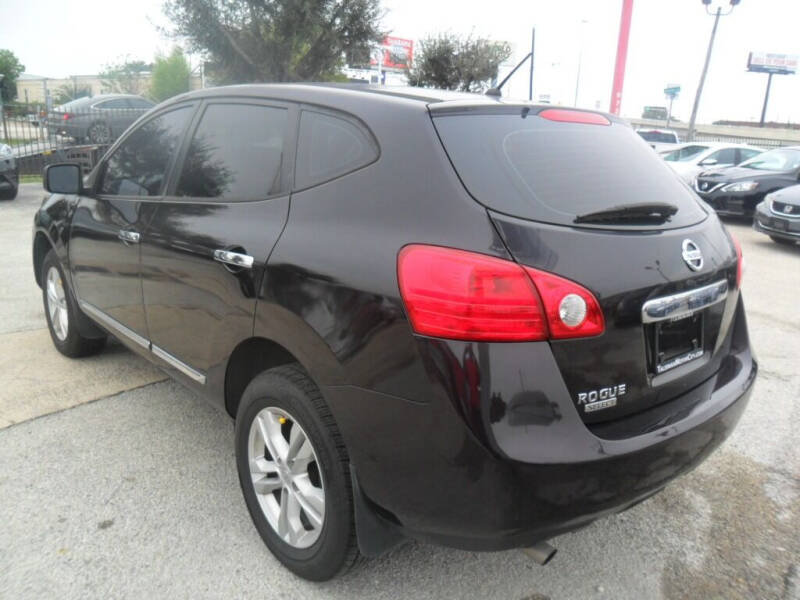 2014 Nissan Rogue Select S