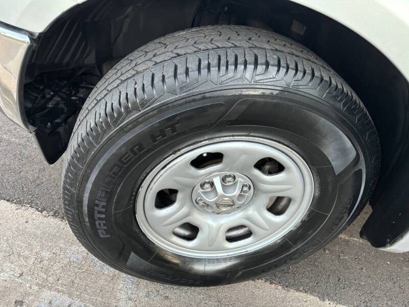 2009 Nissan Frontier SE