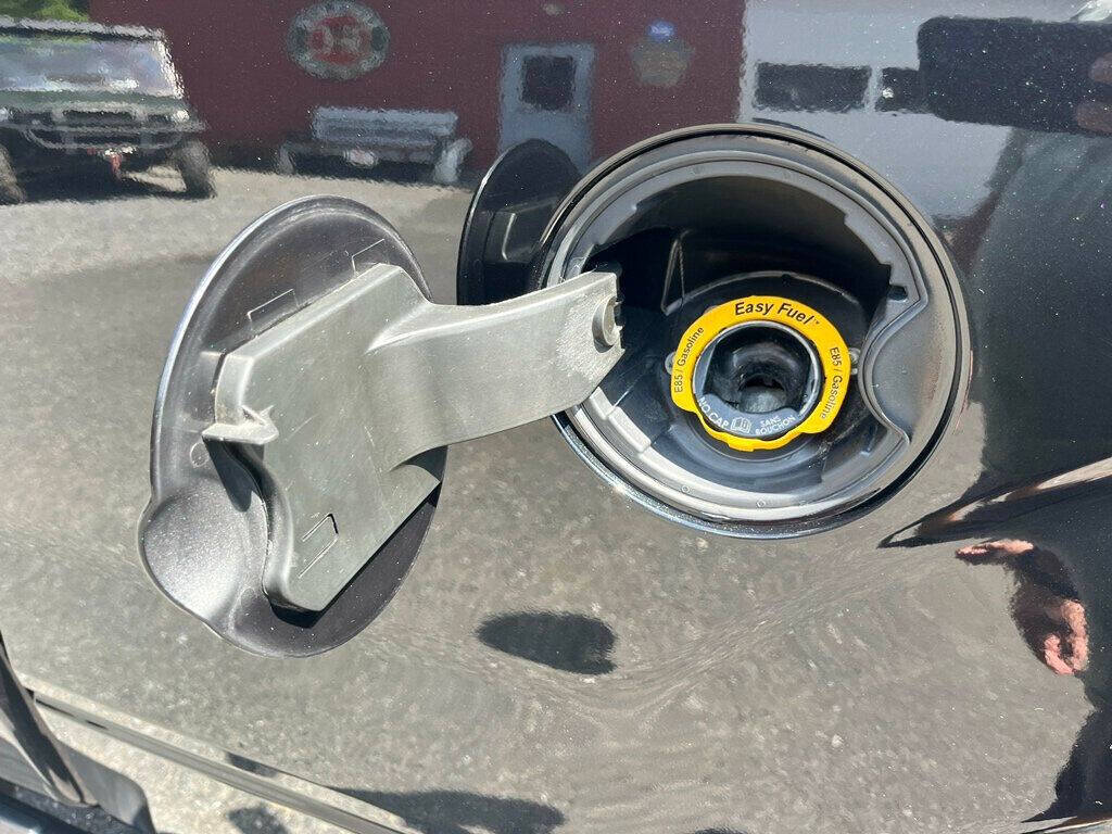 2014 Ford F-150 23