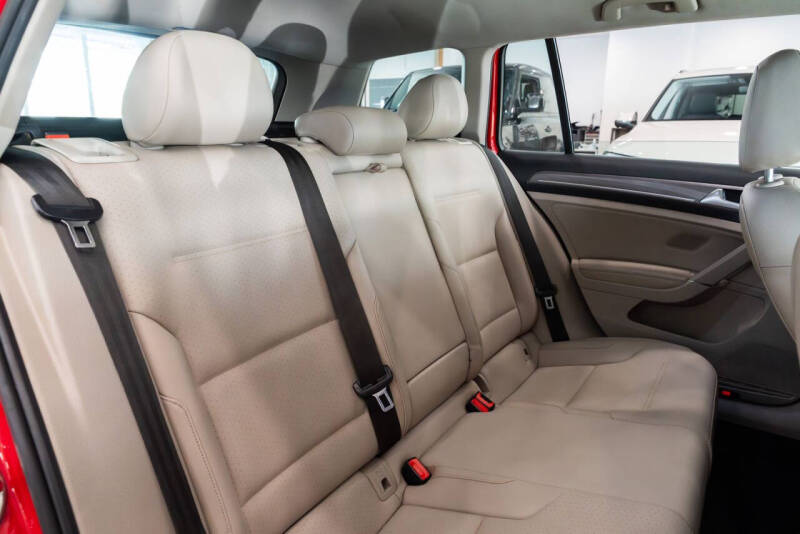 2017 Volkswagen Golf Alltrack