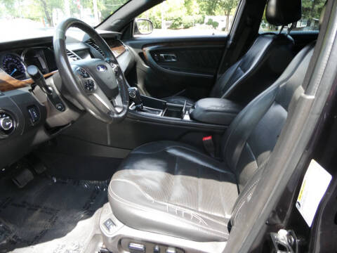 2019 Ford Taurus Limited