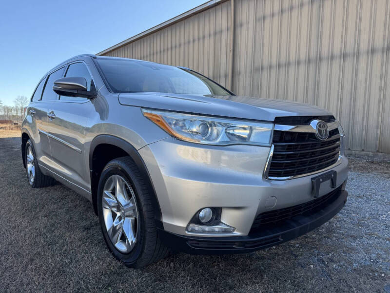 2015 Toyota Highlander Limited Platinum's photo