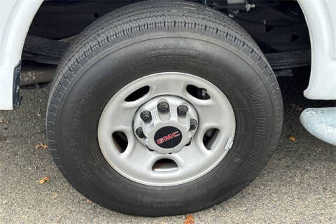 2023 GMC Savana 2500