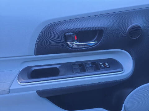 2014 Toyota Prius c Three