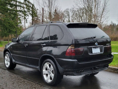 2004 BMW X5 for sale at CLEAR CHOICE AUTOMOTIVE in Milwaukie OR