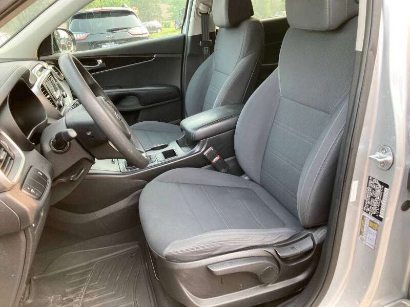2017 Kia Sorento LX