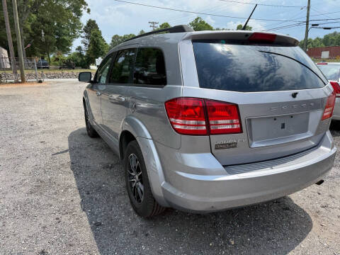 2017 Dodge Journey SE