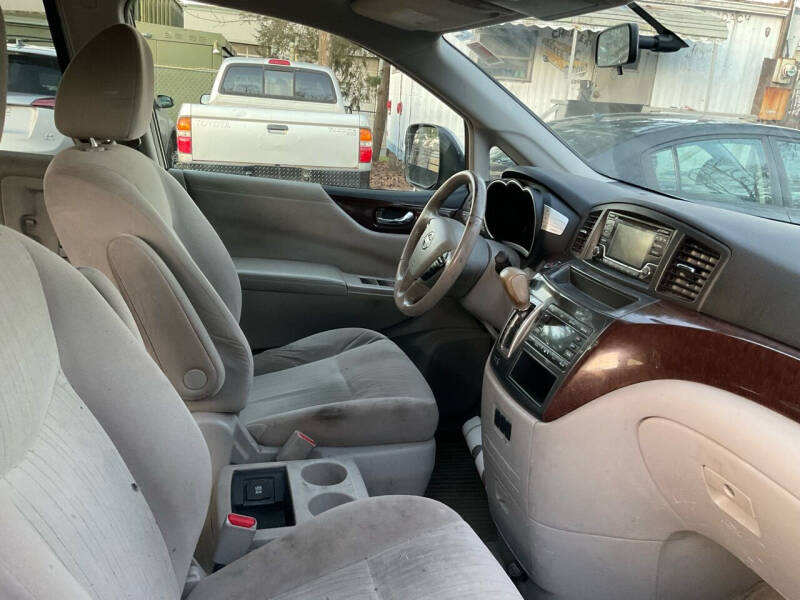 2016 Nissan Quest 3.5 SV