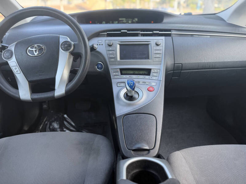 2015 Toyota Prius Two