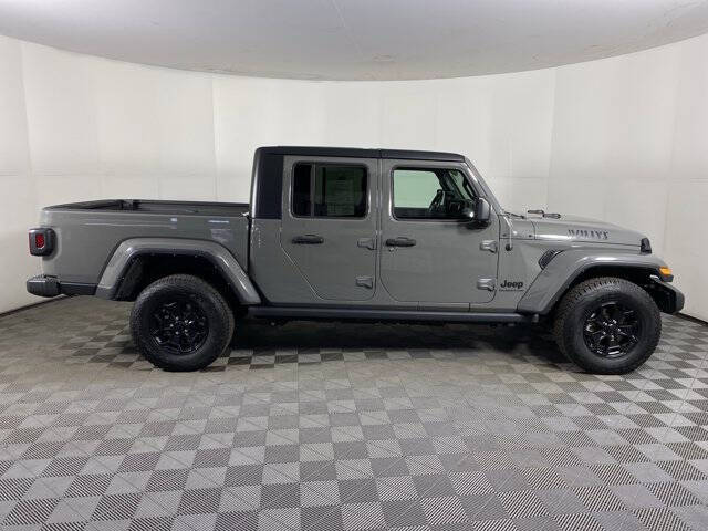 2022 Jeep Gladiator Willys