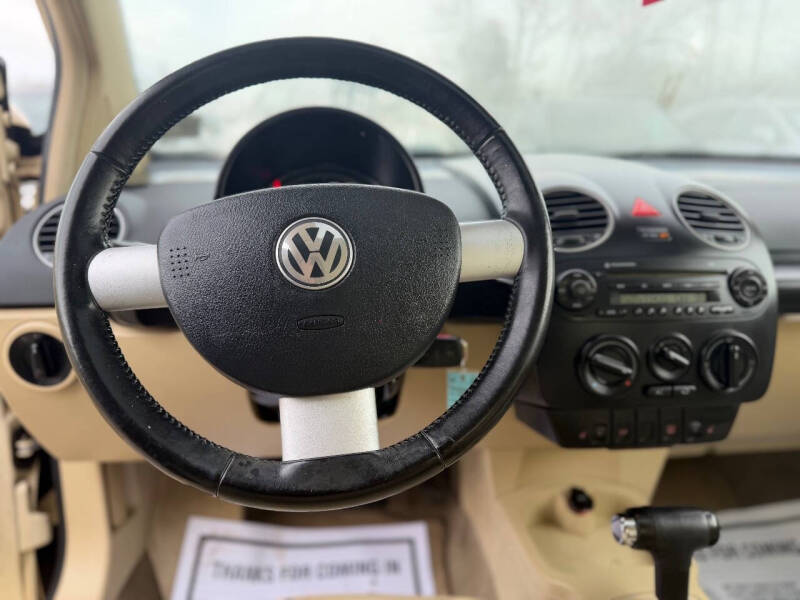 2009 Volkswagen New Beetle Base PZEV