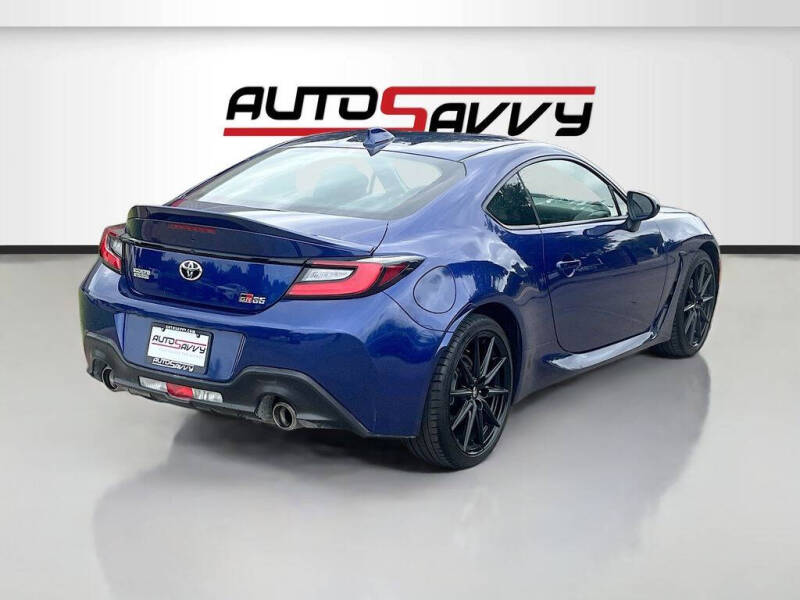 2024 Toyota GR86 Premium