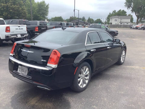 2018 Chrysler 300 Limited