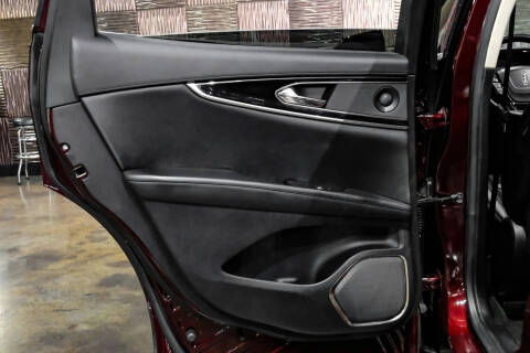 2021 Lincoln Nautilus Reserve