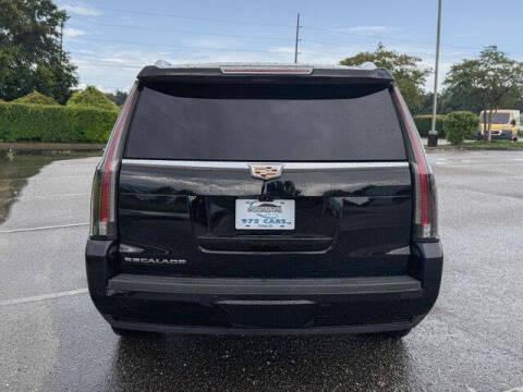 2018 Cadillac Escalade Luxury