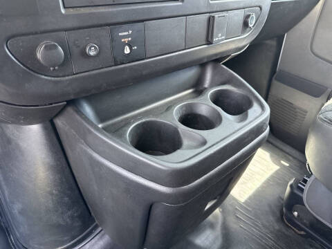 2024 GMC Savana 2500
